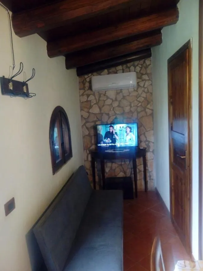فيلا Casa Vacanze 'Al Giardino Degli Ulivi' مارينيلا دي سيلينونتي إيطاليا