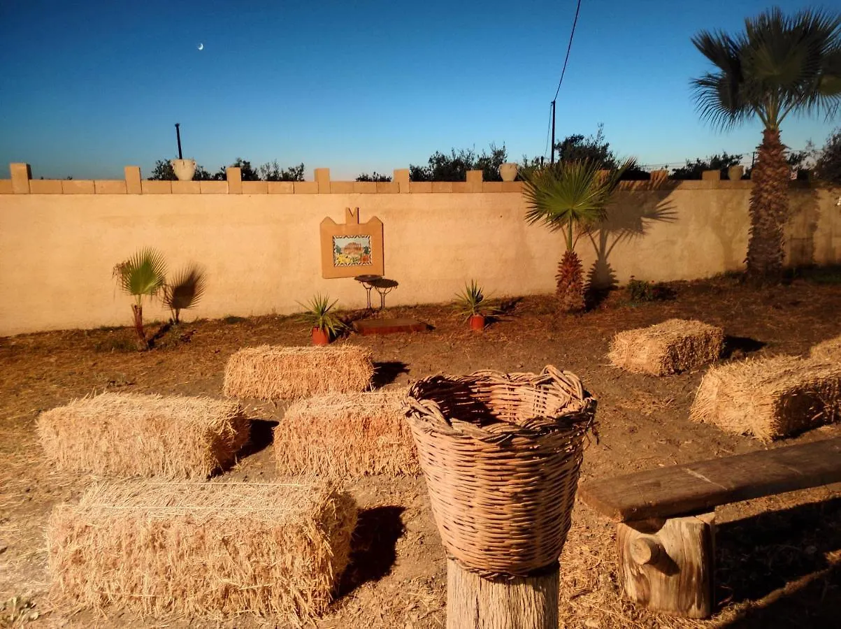فيلا Casa Vacanze 'Al Giardino Degli Ulivi' مارينيلا دي سيلينونتي بيت خشبي