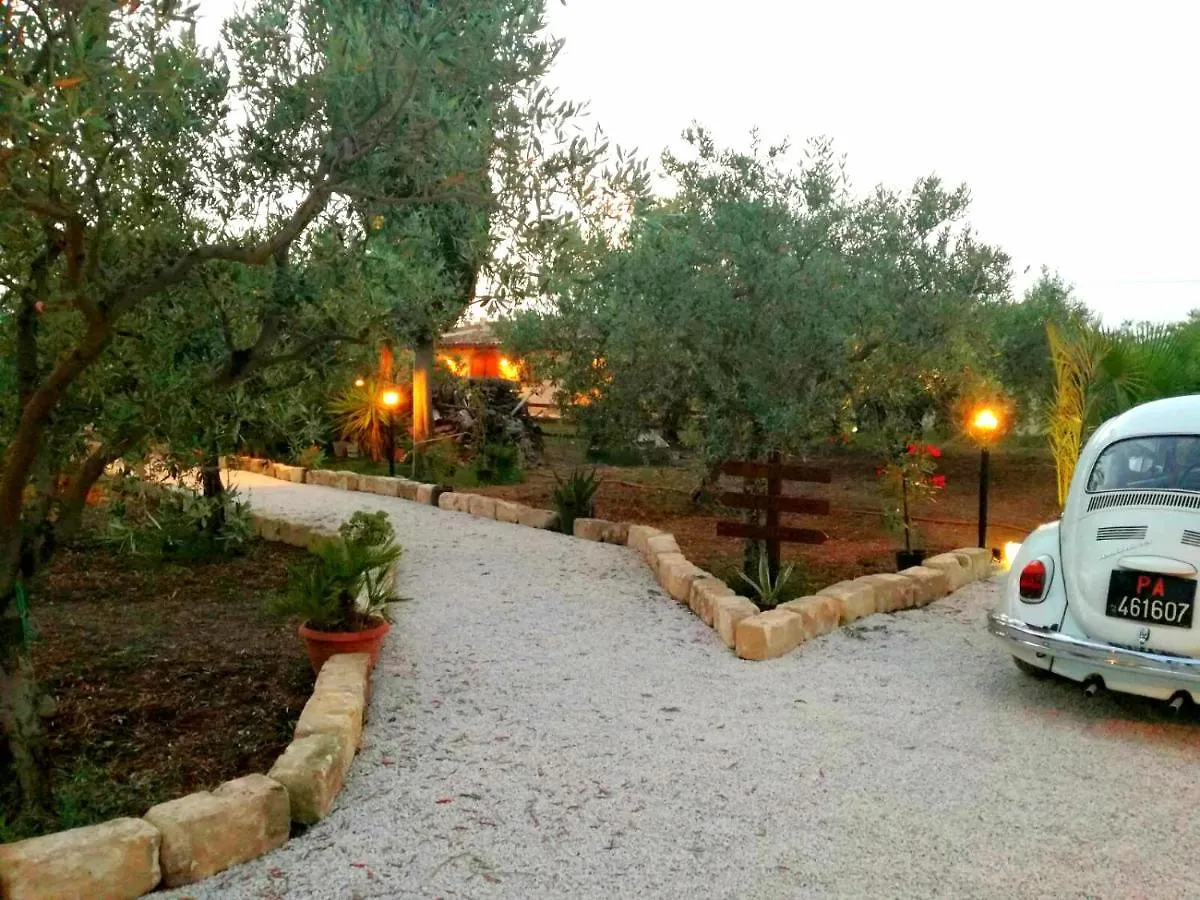 Casa Vacanze 'Al Giardino Degli Ulivi' Villa Marinella di Selinunte Olaszország